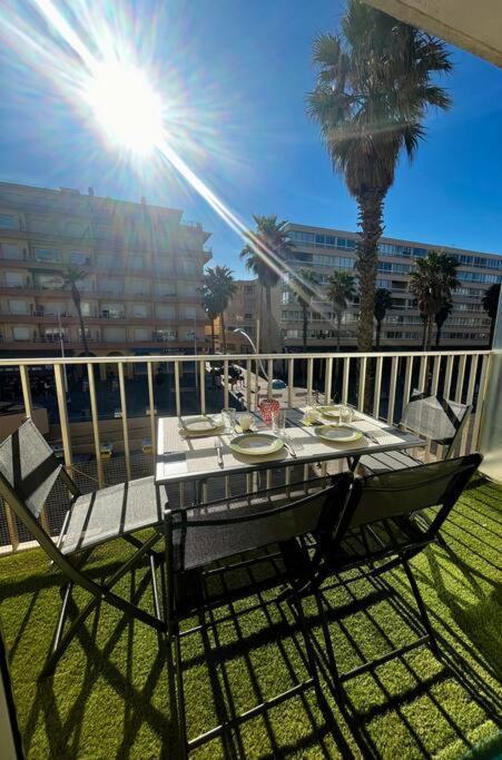 Appartement 20 Mts Plage, Pl Mediterranee, Vue Mer Parking Canet-en-Roussillon Exteriör bild