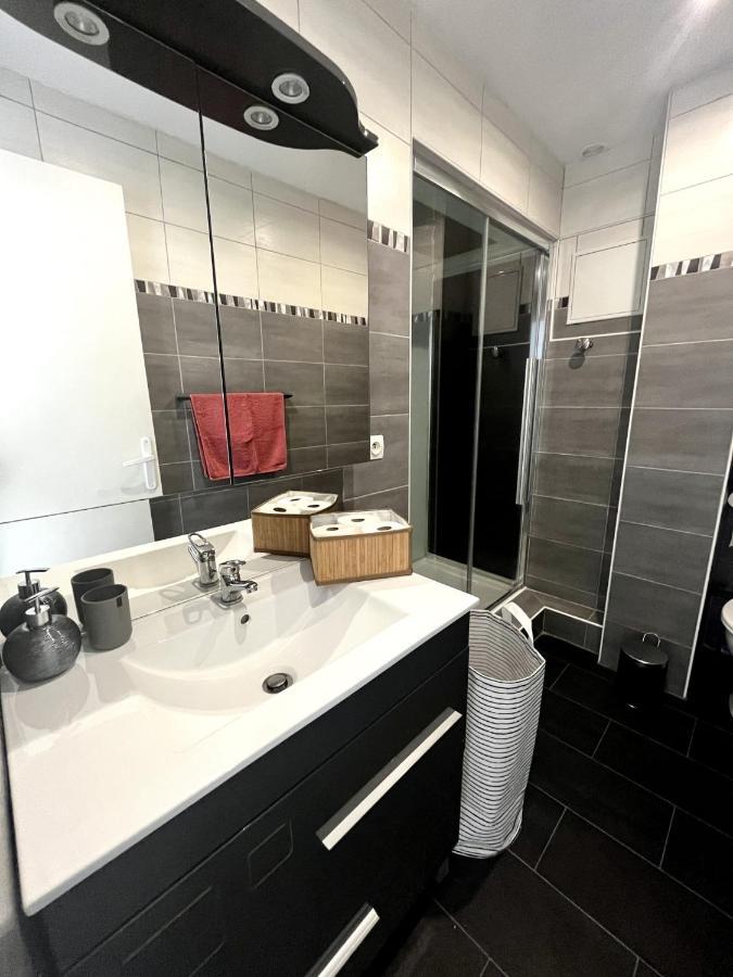 Appartement 20 Mts Plage, Pl Mediterranee, Vue Mer Parking Canet-en-Roussillon Exteriör bild