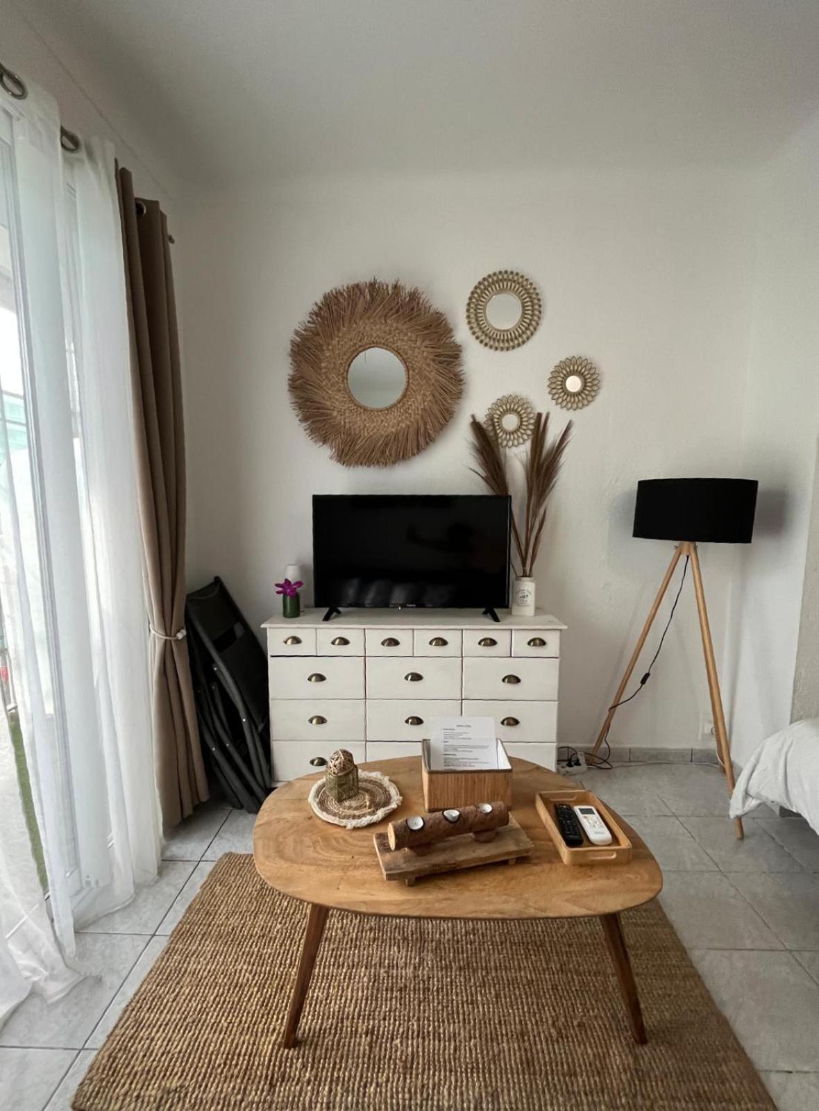 Appartement 20 Mts Plage, Pl Mediterranee, Vue Mer Parking Canet-en-Roussillon Exteriör bild