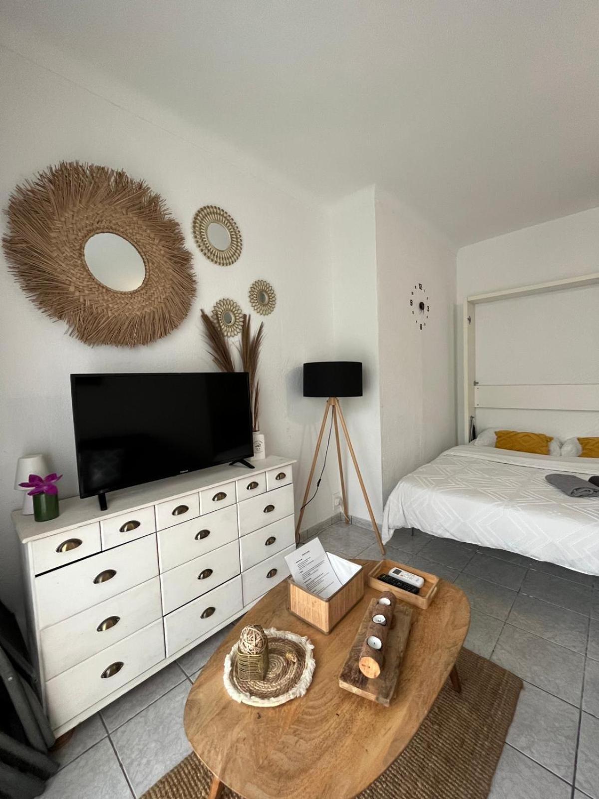 Appartement 20 Mts Plage, Pl Mediterranee, Vue Mer Parking Canet-en-Roussillon Exteriör bild