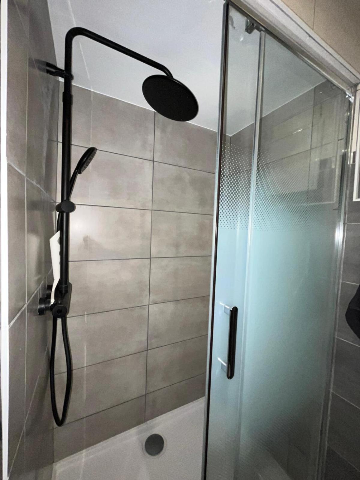 Appartement 20 Mts Plage, Pl Mediterranee, Vue Mer Parking Canet-en-Roussillon Exteriör bild